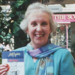 Photo of author Anne Bruce English